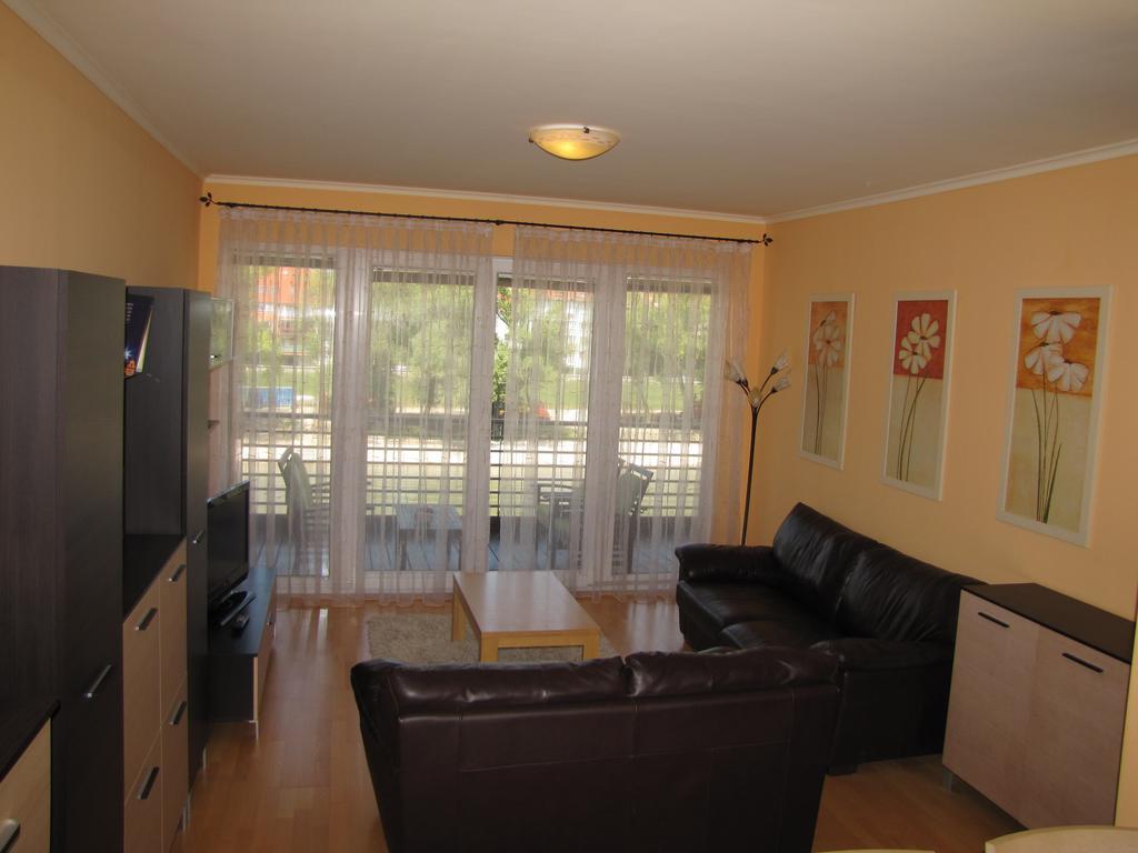 Dunalux Apartman Győr Habitación foto